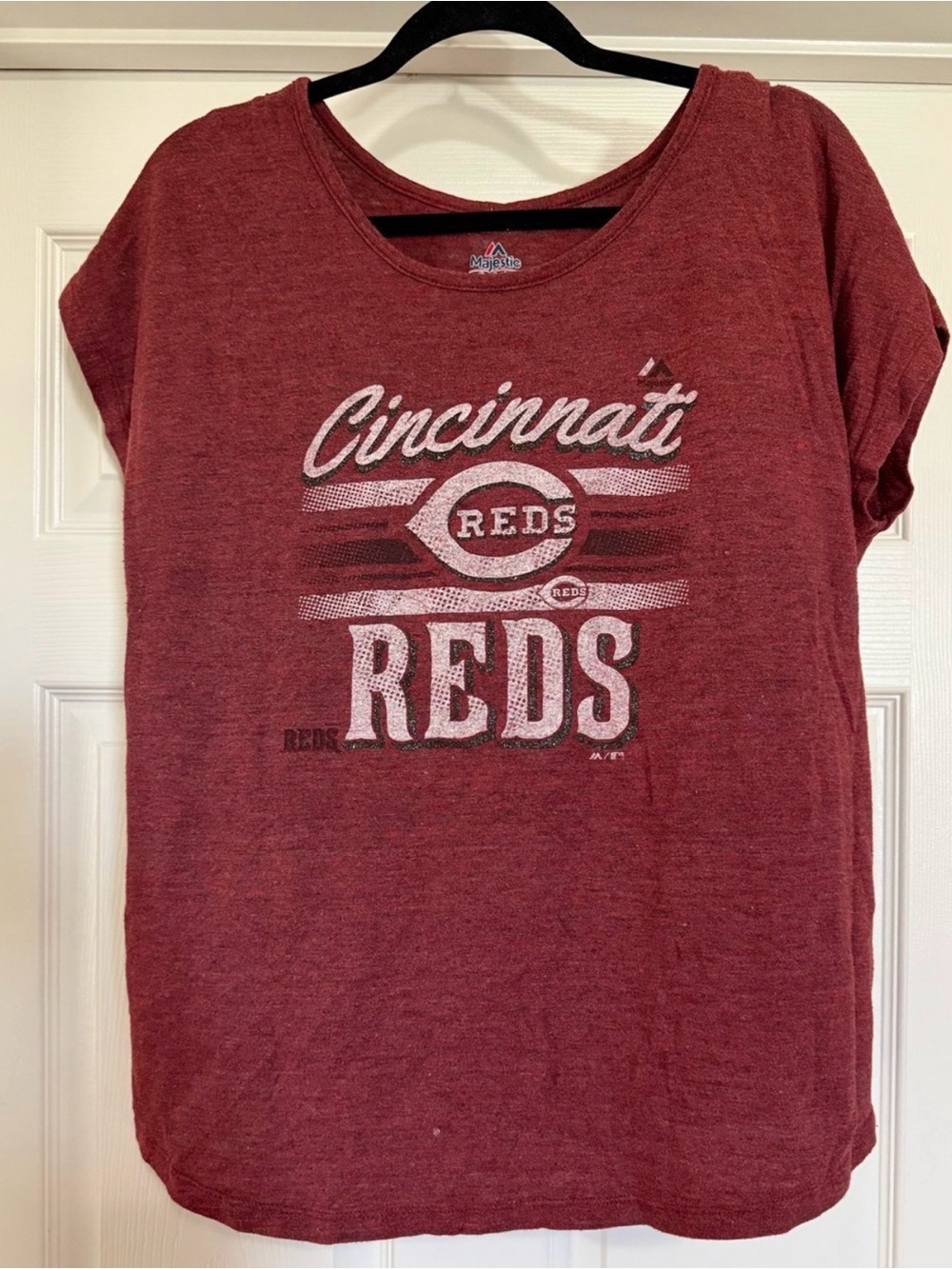 Majestic Cincinnati Reds MLB Graphic Tee Women’s Large Red Game Day